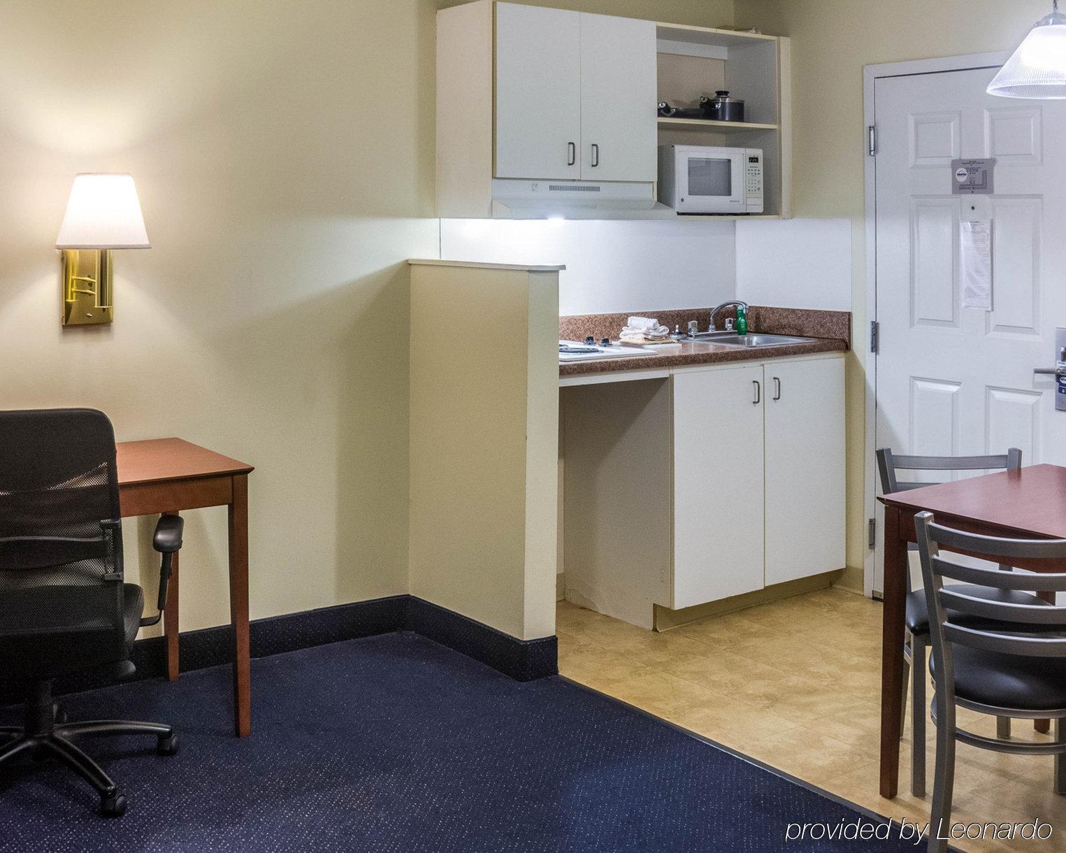 Studio 6-Hampton, Va - Langley Afb Area Exterior foto