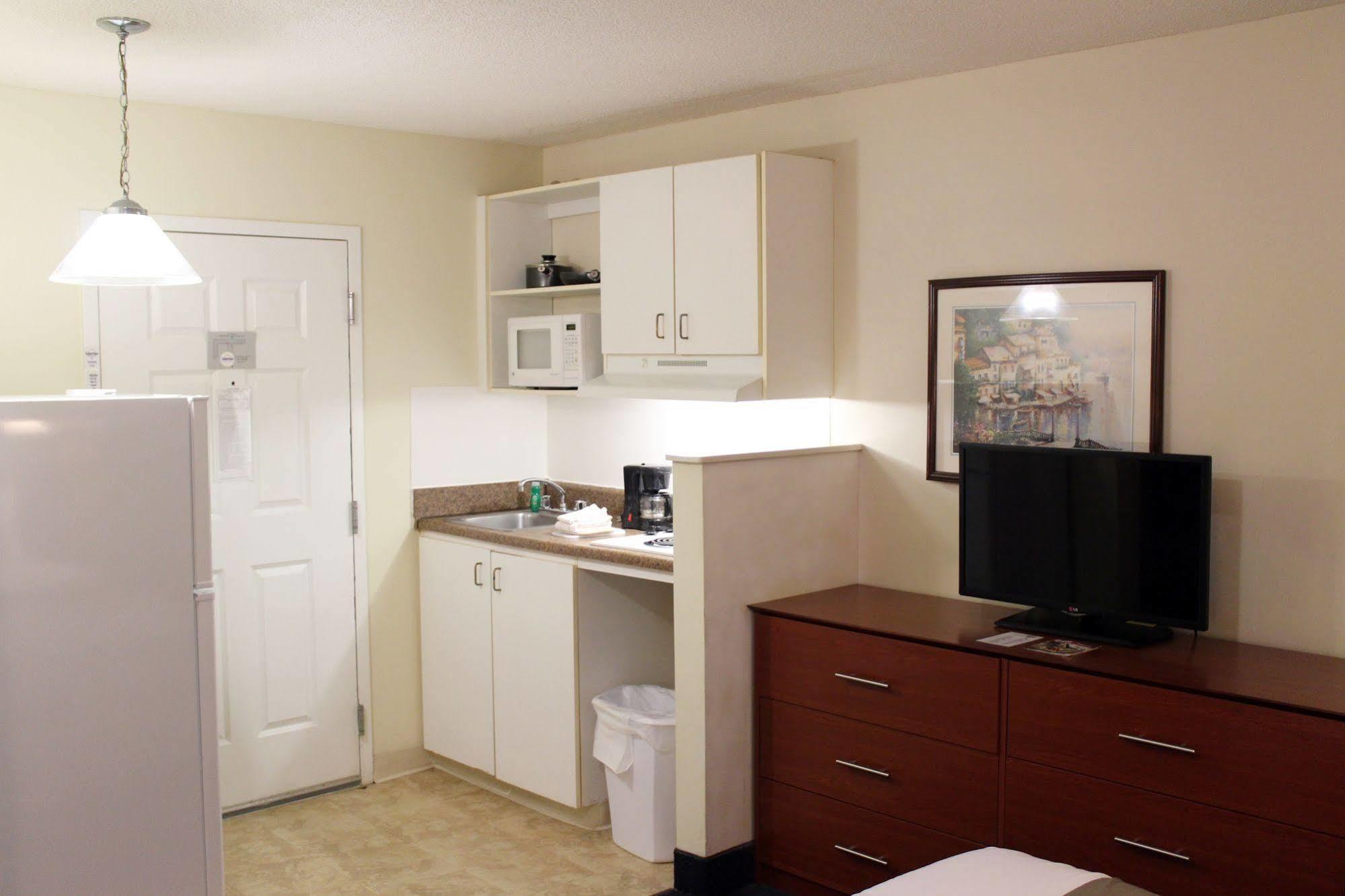 Studio 6-Hampton, Va - Langley Afb Area Exterior foto